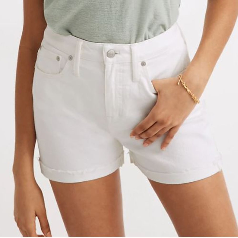 Madewell Curvy High-Rise Denim Shorts in Tile White